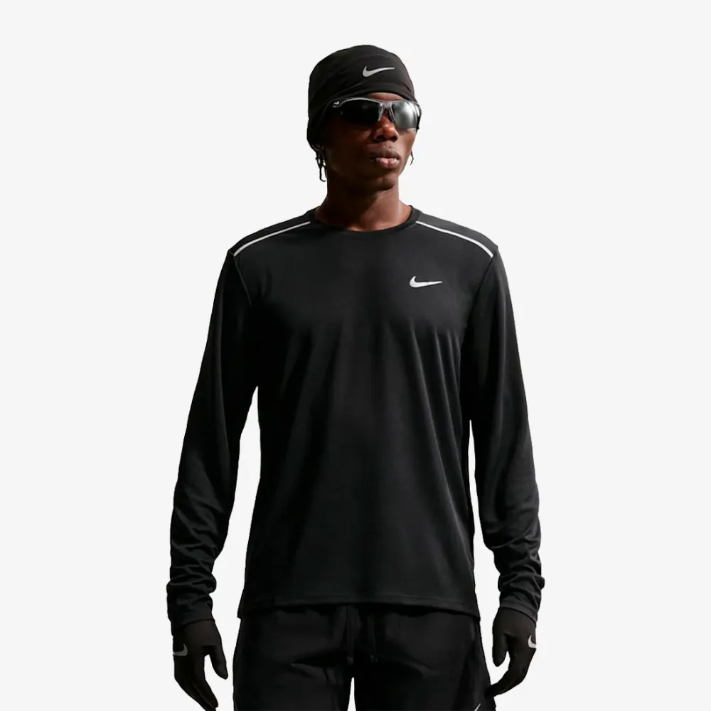 Camiseta Manga Longa Nike Dri-Fit UV Miler Masculina Preta (P)